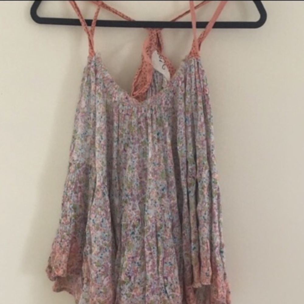 Free People Tank 🌼 RePosh